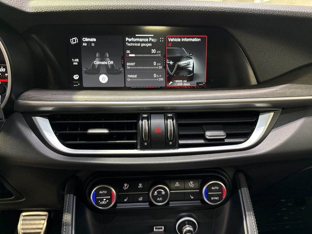 2022 Alfa Romeo Stelvio Ti - 23004131 - 17