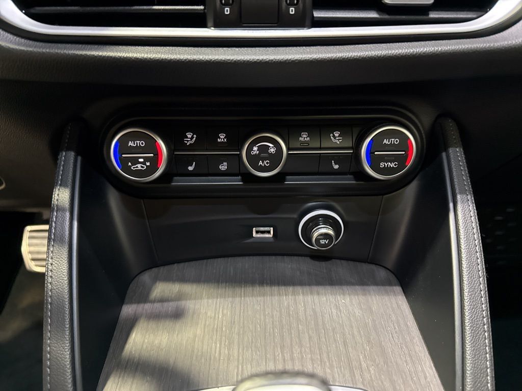 2022 Alfa Romeo Stelvio Ti - 23004131 - 26