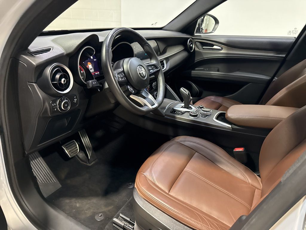 2022 Alfa Romeo Stelvio Ti - 23004131 - 33