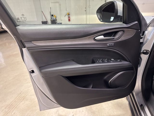 2022 Alfa Romeo Stelvio Ti - 23004131 - 38