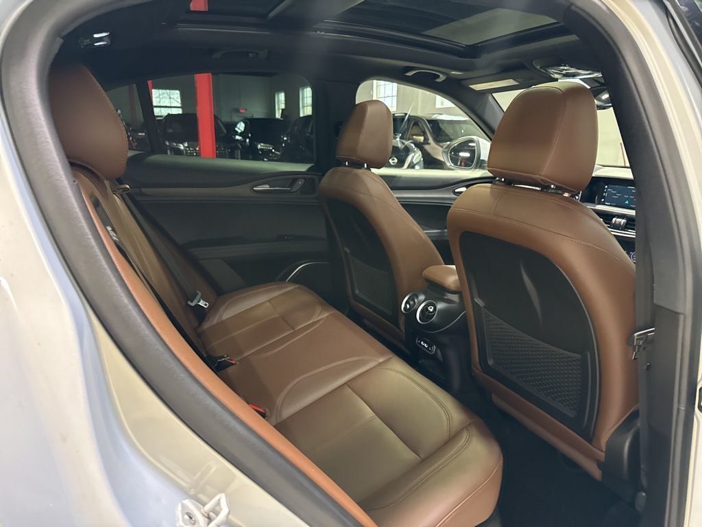 2022 Alfa Romeo Stelvio Ti - 23004131 - 49