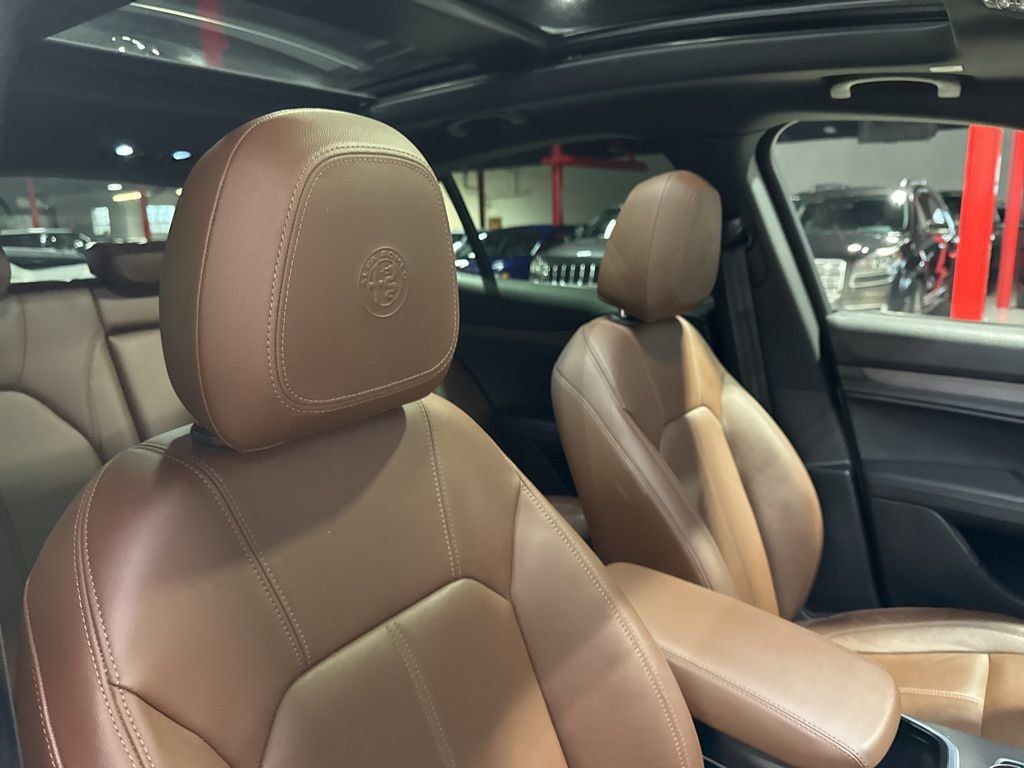 2022 Alfa Romeo Stelvio Ti - 23004131 - 56