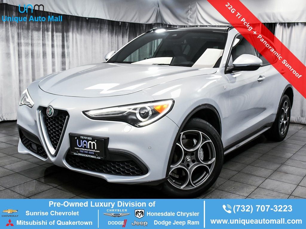 2022 Alfa Romeo Stelvio