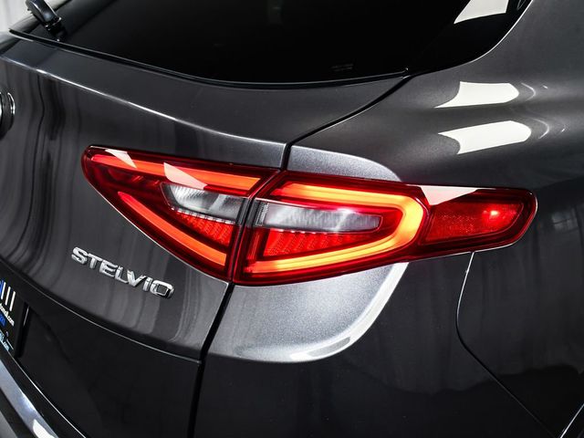 2022 Alfa Romeo Stelvio Ti - 23050111 - 85