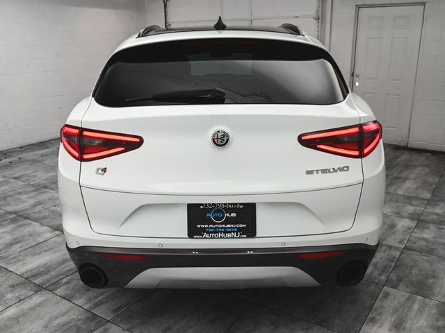 2022 Alfa Romeo Stelvio Ti - 23001467 - 4