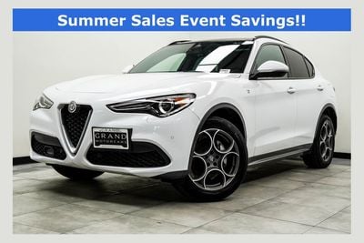 2022 Alfa Romeo Stelvio