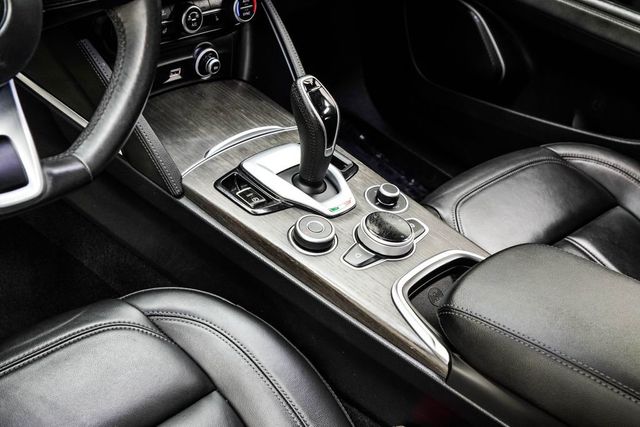 2022 Alfa Romeo Stelvio Ti - 23051710 - 17