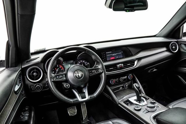2022 Alfa Romeo Stelvio Ti - 23051710 - 4