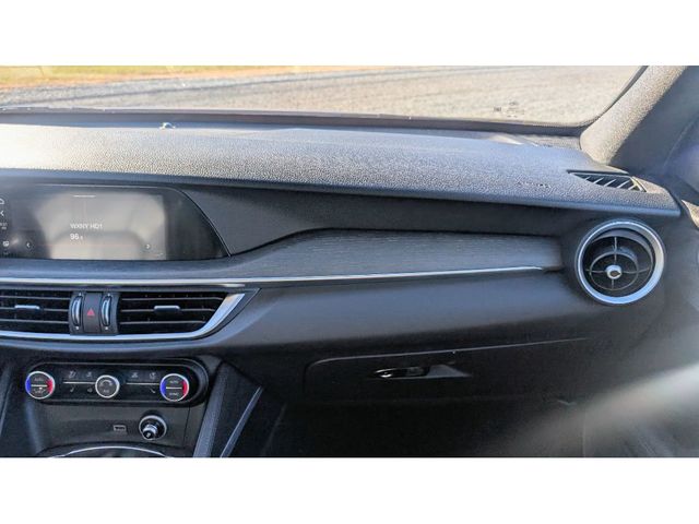 2022 Alfa Romeo Stelvio Ti - 22925057 - 30