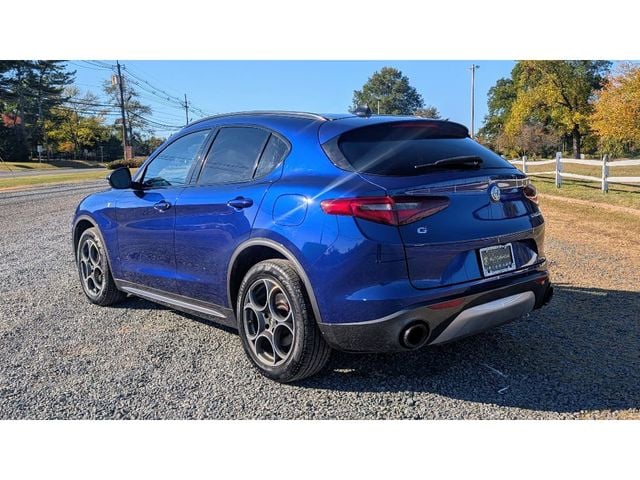 2022 Alfa Romeo Stelvio Ti - 22925057 - 4