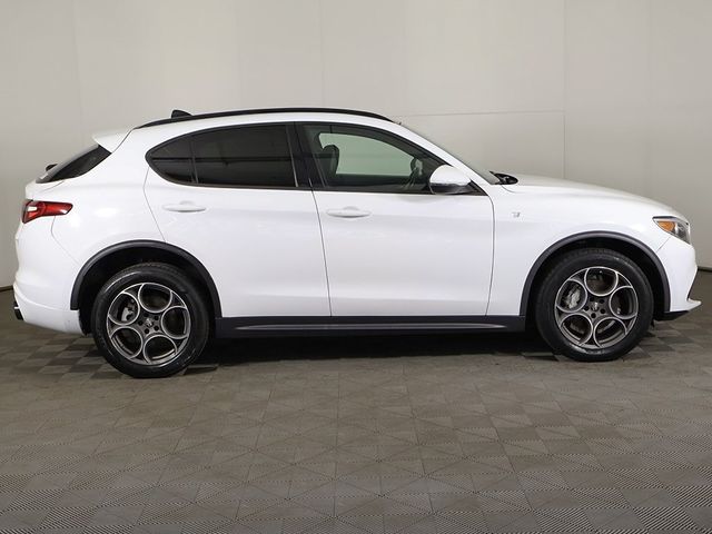 2022 Alfa Romeo Stelvio Ti - 22919830 - 18