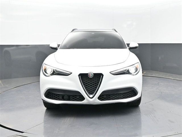 2022 Alfa Romeo Stelvio Ti photo 24