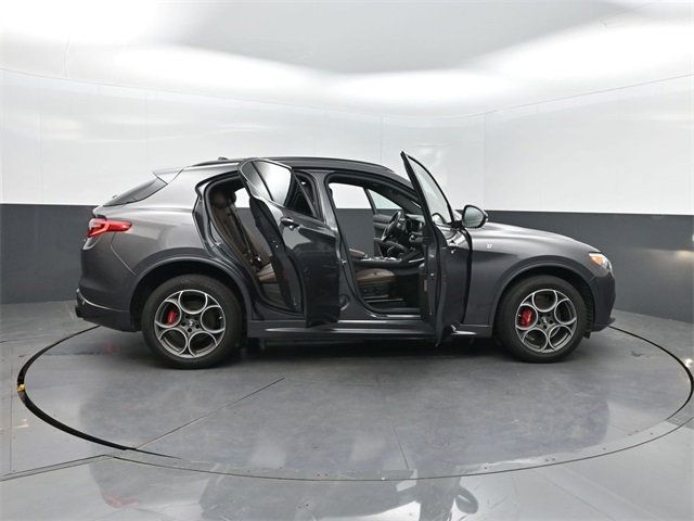 2022 Alfa Romeo Stelvio Ti - 22954197 - 26