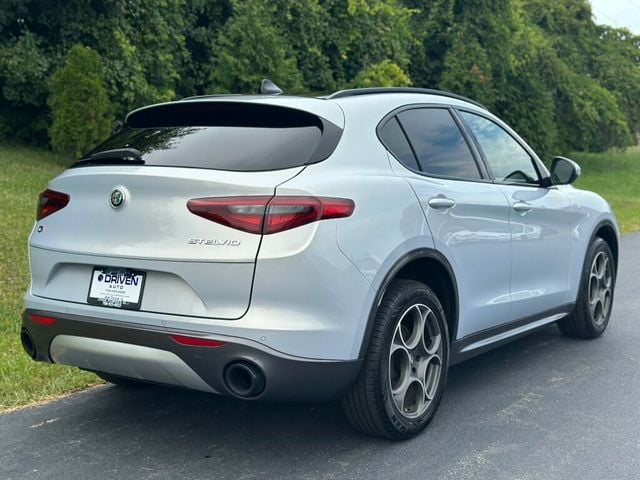 2022 Alfa Romeo Stelvio Ti AWD - 22917562 - 9