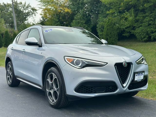 2022 Alfa Romeo Stelvio Ti AWD - 22917562 - 11