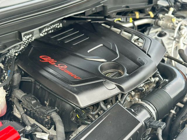 2022 Alfa Romeo Stelvio Ti AWD - 22917562 - 13