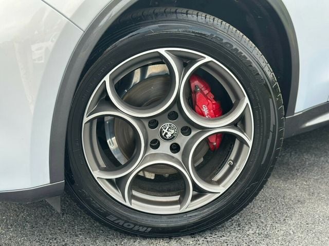 2022 Alfa Romeo Stelvio Ti AWD - 22917562 - 1