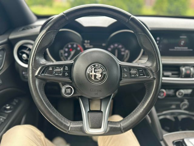 2022 Alfa Romeo Stelvio Ti AWD - 22917562 - 26