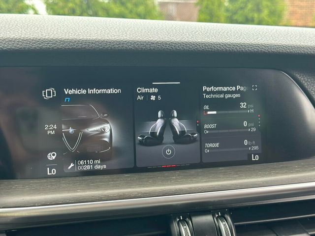 2022 Alfa Romeo Stelvio Ti AWD - 22917562 - 32