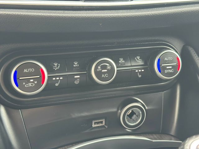 2022 Alfa Romeo Stelvio Ti AWD - 22917562 - 37