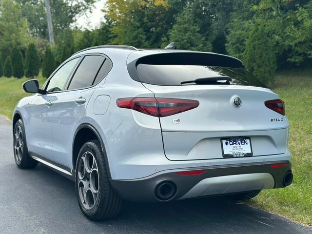 2022 Alfa Romeo Stelvio Ti AWD - 22917562 - 4