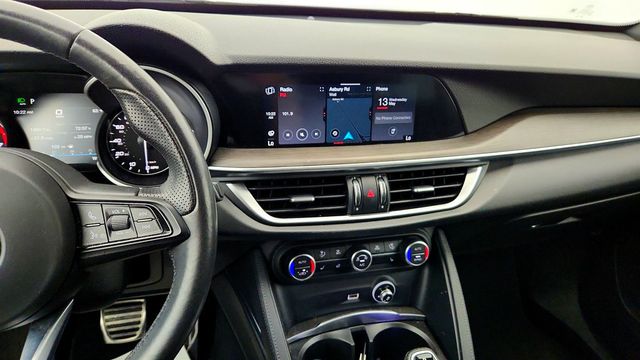 2022 Alfa Romeo Stelvio Ti AWD - 23026792 - 17