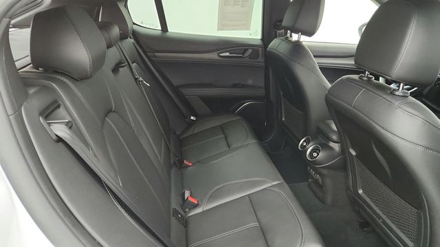 2022 Alfa Romeo Stelvio Ti AWD - 22945617 - 24
