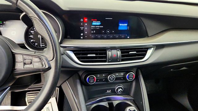 2022 Alfa Romeo Stelvio Ti AWD - 22974855 - 15