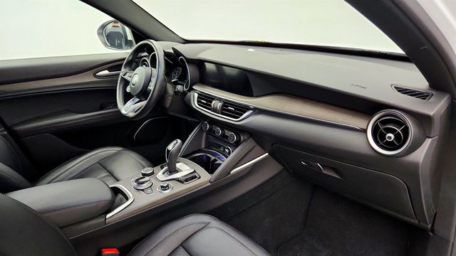 2022 Alfa Romeo Stelvio Ti AWD - 23029958 - 24