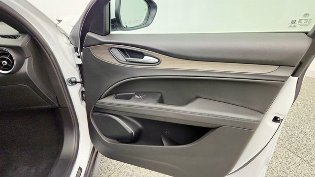 2022 Alfa Romeo Stelvio Ti AWD - 23029958 - 25
