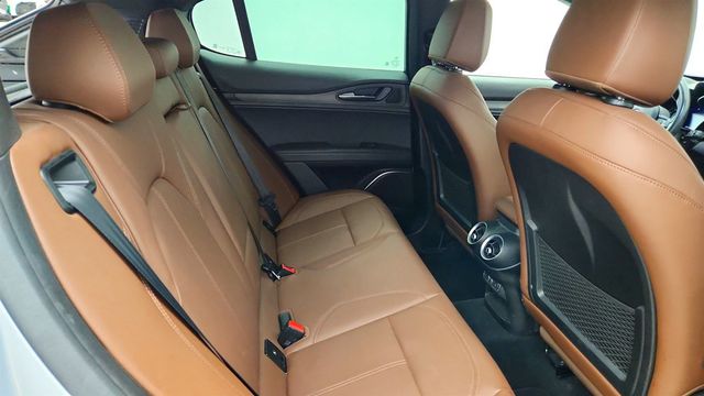 2022 Alfa Romeo Stelvio Ti AWD w/ Gloss Red Calipers & Chocolate Seats - 23030662 - 24