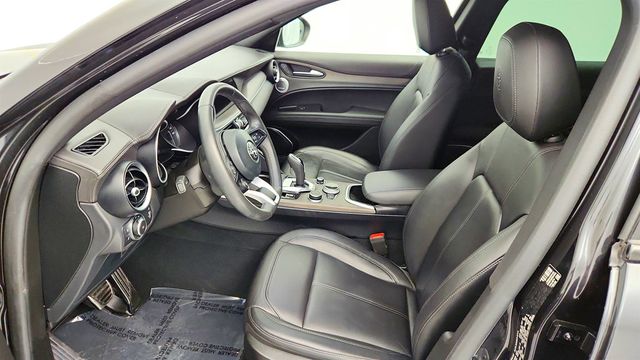 2022 Alfa Romeo Stelvio Ti AWD with Premium Interior & Sound Package - 22972360 - 20