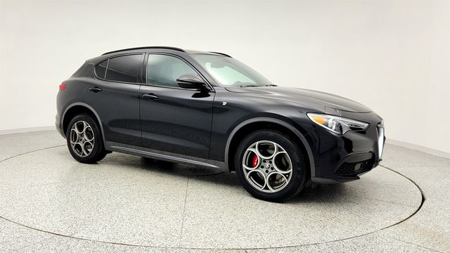 2022 Alfa Romeo Stelvio Ti AWD with Premium Interior & Sound Package - 22972360 - 2