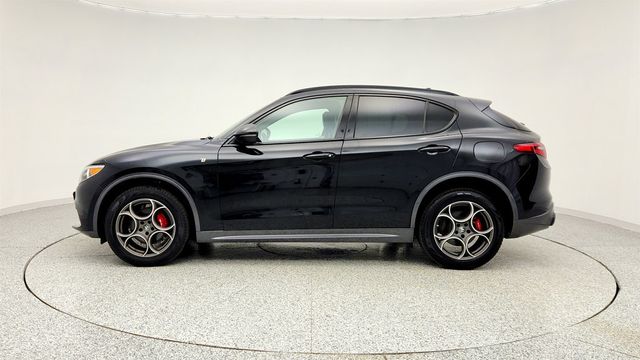 2022 Alfa Romeo Stelvio Ti AWD with Premium Interior & Sound Package - 22972360 - 7