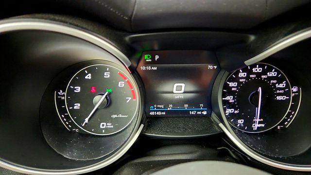 2022 Alfa Romeo Stelvio Ti AWD w/ Premium Interior & Sound Pkg + Red Calipers - 23036208 - 14