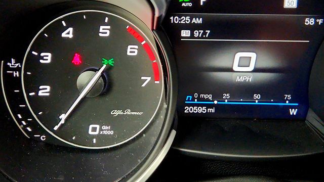2022 Alfa Romeo Stelvio Ti AWD w/ Premum Int & Sound Pkg and Active Assist+ Pkg - 23030982 - 15