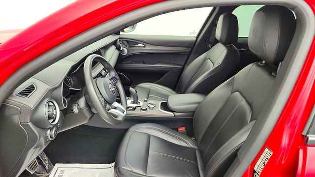2022 Alfa Romeo Stelvio Ti AWD w/ Premum Int & Sound Pkg and Active Assist+ Pkg - 23030982 - 20