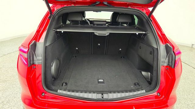 2022 Alfa Romeo Stelvio Ti AWD w/ Premum Int & Sound Pkg and Active Assist+ Pkg - 23030982 - 22