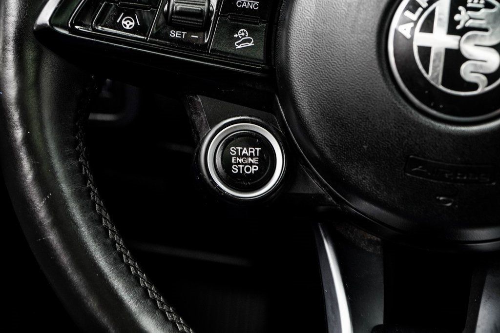 2022 Alfa Romeo Stelvio Ti Sport photo 34