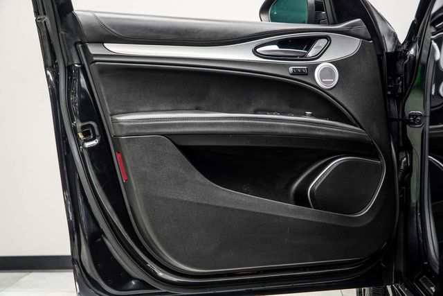 2022 Alfa Romeo Stelvio Veloce - 22935324 - 31