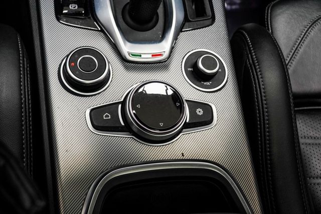 2022 Alfa Romeo Stelvio Veloce - 22978972 - 18