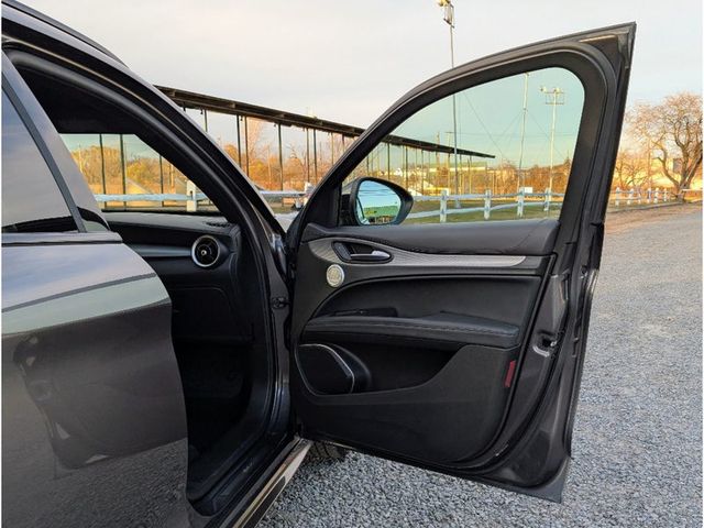 2022 Alfa Romeo Stelvio Veloce - 22958068 - 10