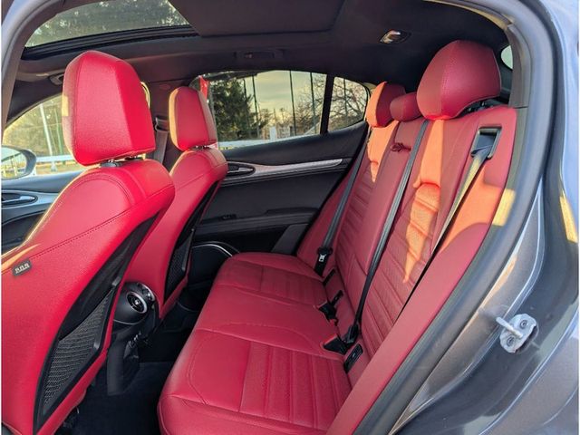 2022 Alfa Romeo Stelvio Veloce - 22958068 - 16