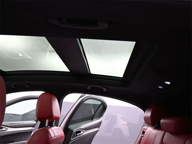 2022 Alfa Romeo Stelvio Veloce - 22868730 - 25