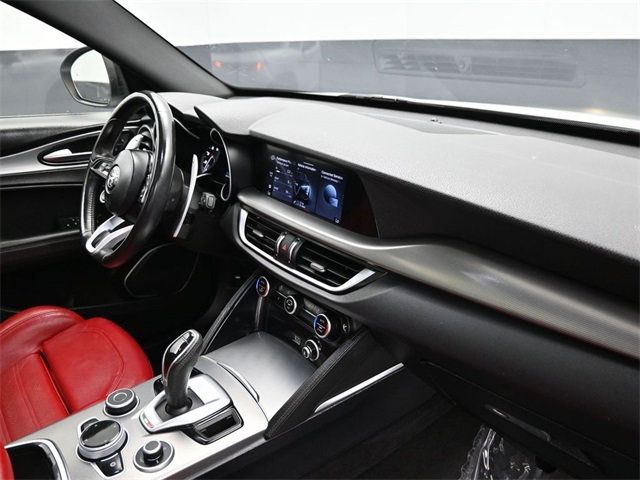 2022 Alfa Romeo Stelvio Veloce - 22868730 - 37