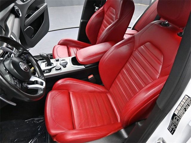 2022 Alfa Romeo Stelvio Veloce - 22868730 - 5