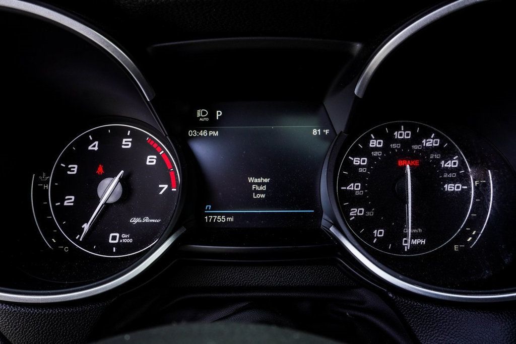2022 Alfa Romeo Stelvio Ti Sport photo 16