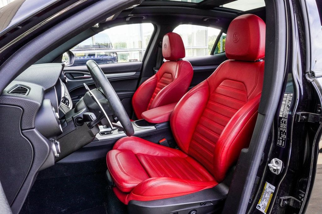 2022 Alfa Romeo Stelvio Ti Sport photo 23