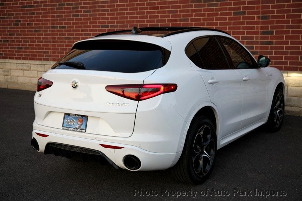 2022 Alfa Romeo Stelvio Ti Sport photo 18