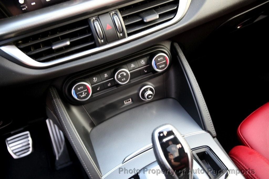 2022 Alfa Romeo Stelvio Ti Sport photo 35